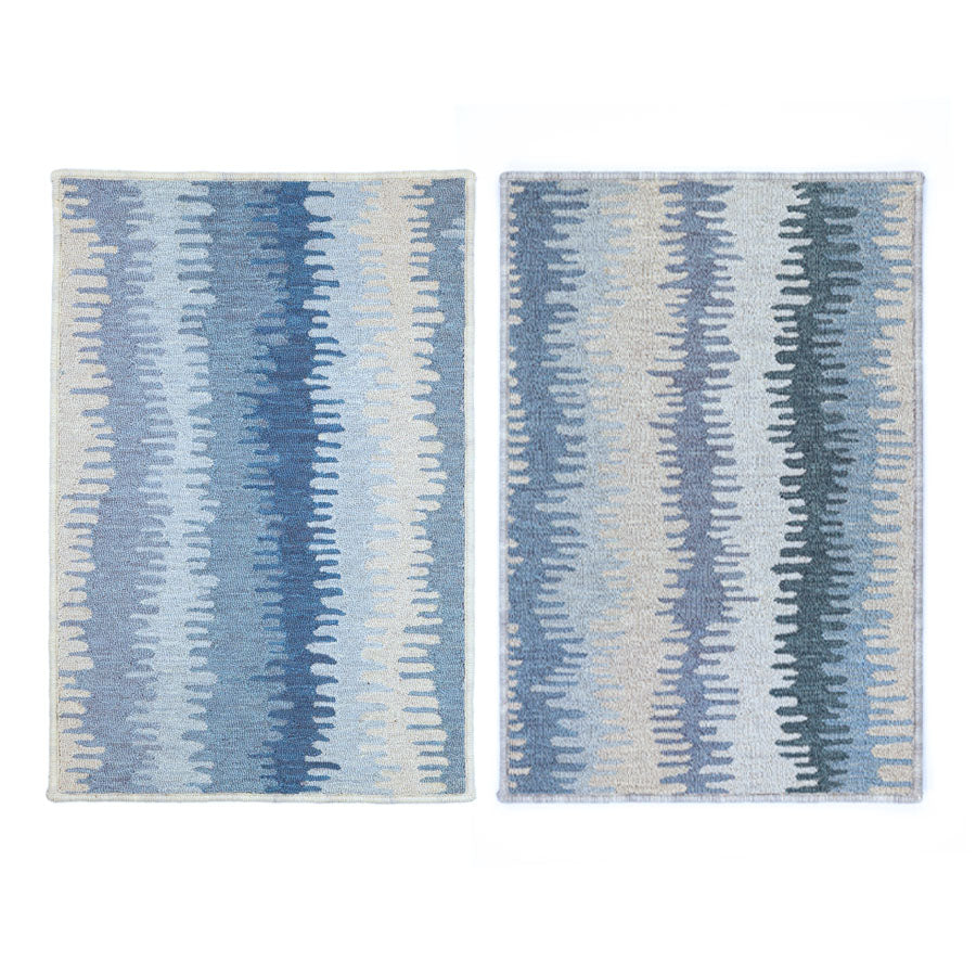 Blended Blue??2’ x 3’ rugs revealing different colors within pattern repeat.